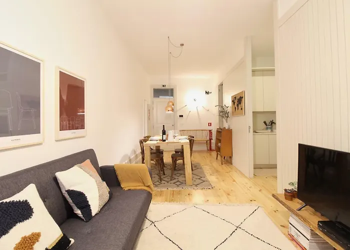 Host Wise - Unik Porto Apartment